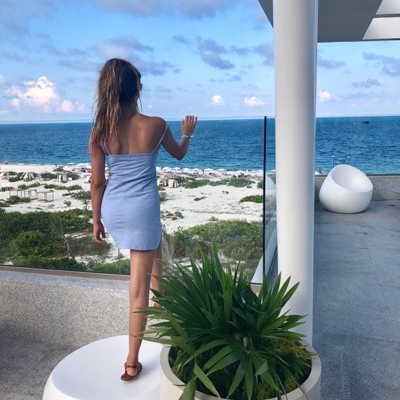 Meet your Posher, Kat - Picture 3 of 3